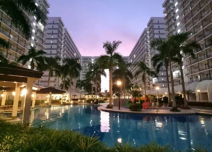 Aparthotel Shell Residences - 1 Bedroom Interiored With Pool View